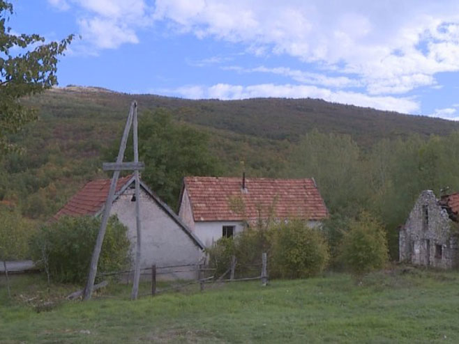 Selo Trubar - Srpski povratnici bez struje - Foto: RTRS