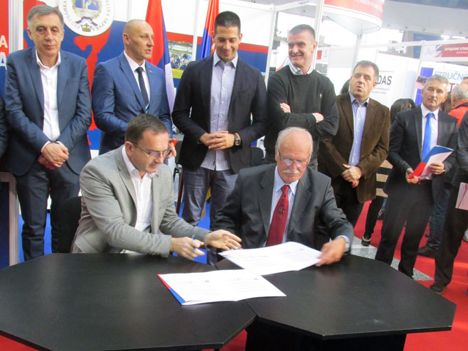 Potpisani sporazumi o saradnji između četiri Sportska društva Srpske i Srbije - Foto: SRNA