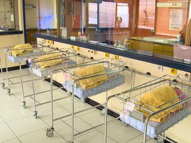 Bebe u porodilištu - Foto: RTRS