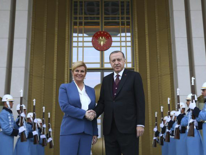 Kolinda Grabar Kitarović i Redžep Tajip Erdogan - Foto: TANЈUG