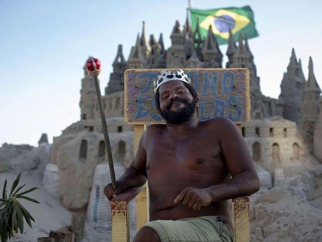 Brazilac 22 godine živi u zamku od pijeska - Foto: nezavisne novine