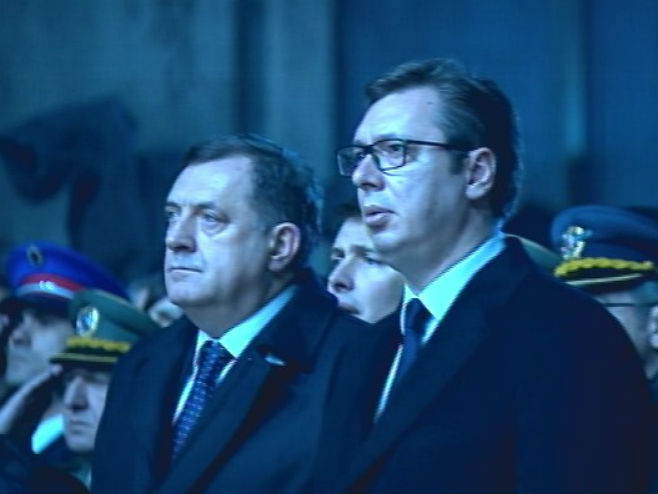 Dodik i Vučić u Aleksincu - Foto: RTRS