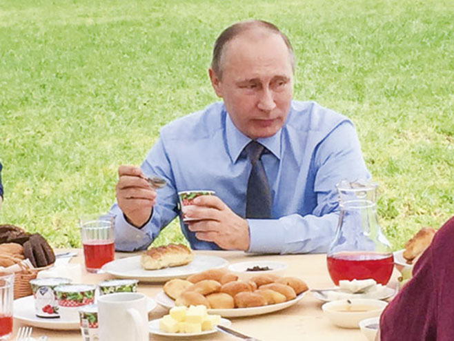 Kako se hrani Vladimir Putin - Foto: Novosti.rs
