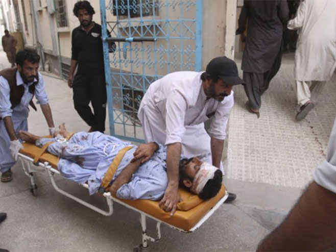 Samoubilački napad u Pakistanu - Foto: TANJUG, REUTERS, AFP, BETA