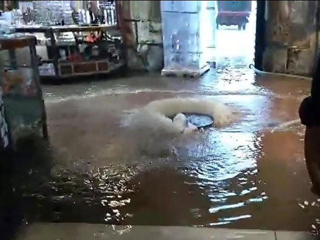 Split poplave (foto:čitatelj 24 sata) - 