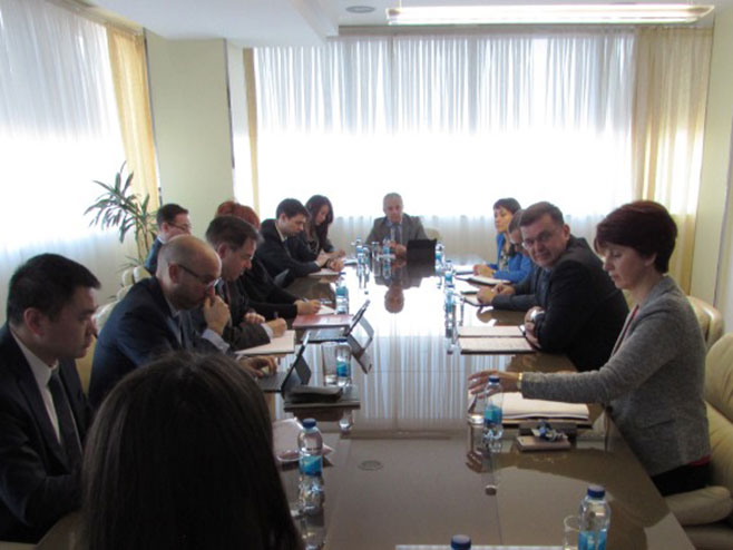 U Ministarstvu finansija održan sastanak sa delegacijom MMF-a (foto:vladars.net) - 