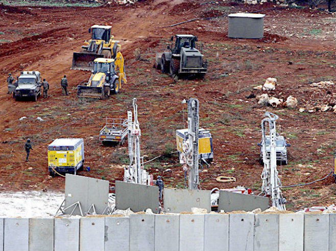 Izraelska vojska otkopava libanske tunele - Foto: AP