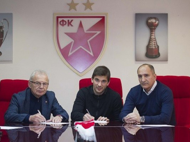 Stojković produžio ugovor sa Zvezdom do 2022. godine (Foto: FK Crvena zvezda) - 