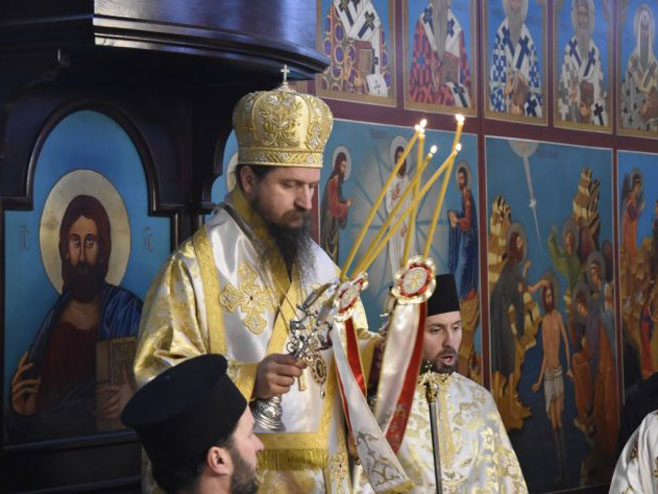 Božićna liturgija u Bosanskom Petrovcu - Foto: RTRS