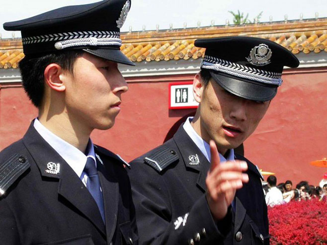 Policija Kine  (Foto:techinasia.com) - 