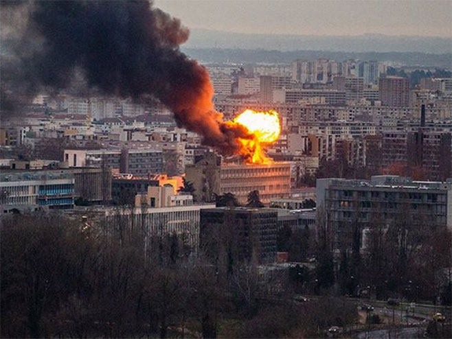Eksplozija gasa u Lionu (foto:instagram.com) - 