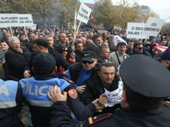 Protesti u Tirani - Foto: Getty Images
