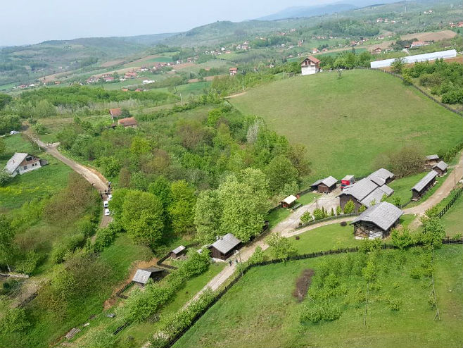 Glamočani - mjesto ubistva Slaviše Krunića - Foto: RTRS