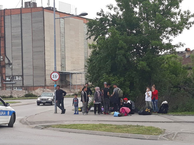 Migranti u Lazarevu - Foto: RTRS