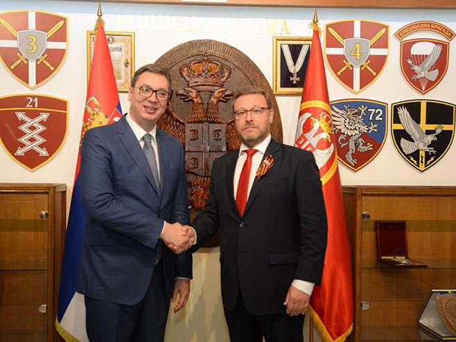 Vučić sa Kosačovom o saradnji dve zemlje (foto:twitter.com/predsednikrs) - Foto: RTS