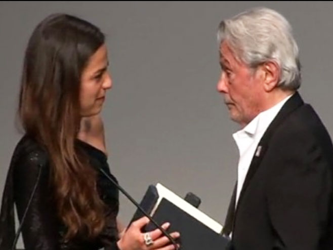 Alen Delon dobio nagradu za životno delo - Foto: Screenshot/YouTube