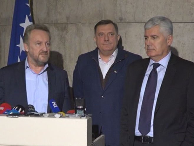Dodik, Čović i Izetbegović - Foto: RTRS