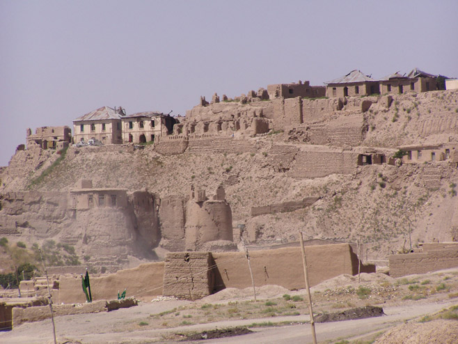 Avganistan - citadela Gaznian (Foto:www.afghanistan-analysts.org) - 