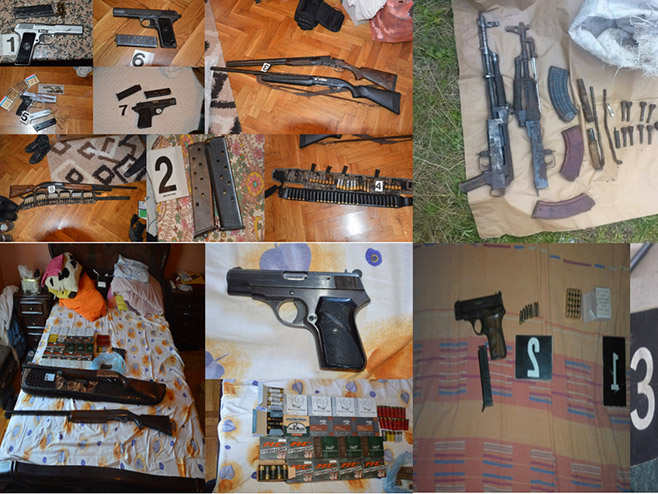 Podgorica: Uprava policije, pronađeno oružje - Foto: SRNA