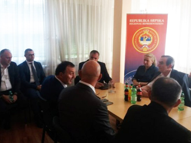 Višković se sastao sa predstavnicima dijaspore (Foto:atv.bl) - 