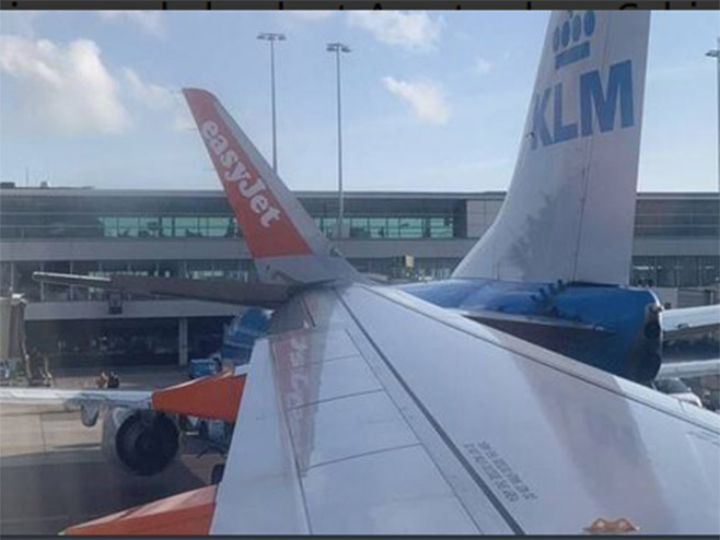 Sudar dva aviona na pisti u Amsterdamu - Foto: Twitter