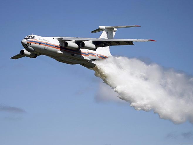 Avion Il-76 (foto: MČS RF) - 