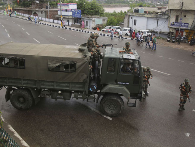 Vojska Indije u Kašmiru (Foto: AP Photo / Channi Anand) - 