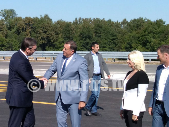 Vučić-Dodik - Foto: RTRS