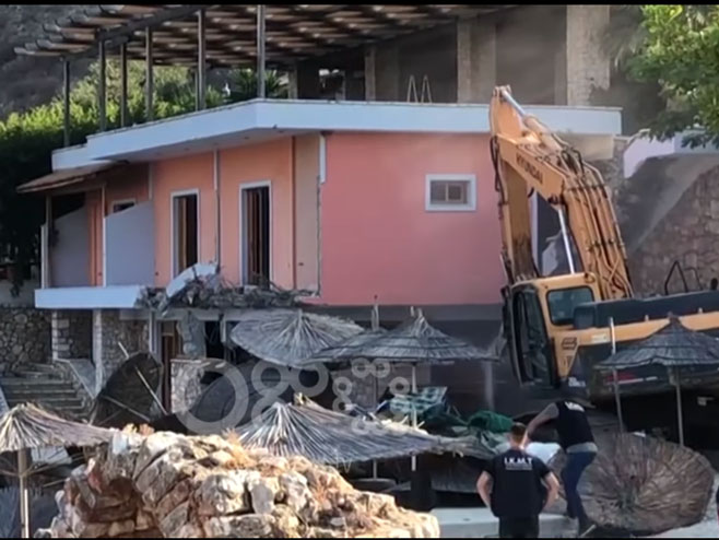 Incident u Albaniji (Foto:RTV Ora) - 