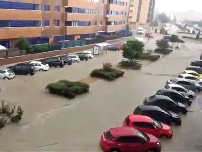 Poplave u Madridu (foto: twitter.com/severeweatherEU) - 