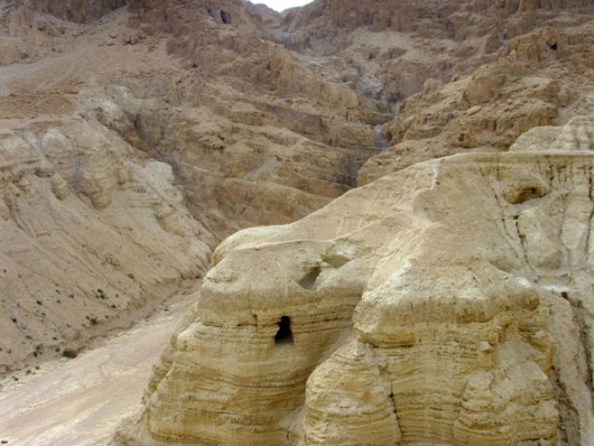 Pećina u Kumranu - Foto: Wikipedia