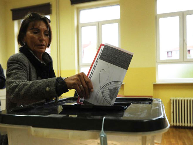 Izborni dan na KiM (foto:FOTO TANJUG/FILIP KRAINCANIC) - 