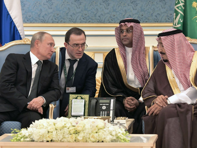 Putin na sastanku sa saudijskim kraljem Salmanom (Foto: Twitter/President of Russia) - 