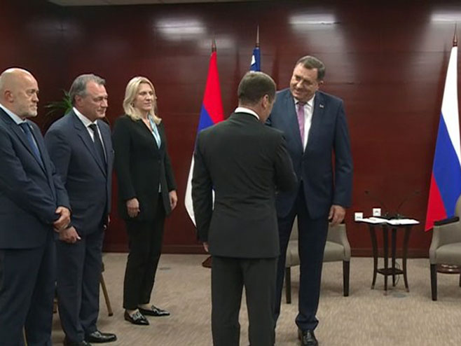 Dodik i Medvedev - Foto: RTRS