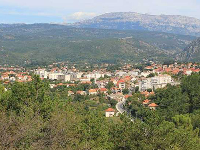 Dalmatinsko zaleđe  (Foto:commons.wikimedia.org) - 