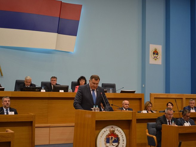 Milorad Dodik u NSRS (Foto: narodnaskupstinars.net) - 