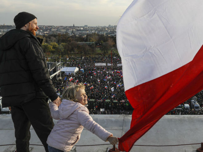 Protesti u Češkoj - Foto: AP