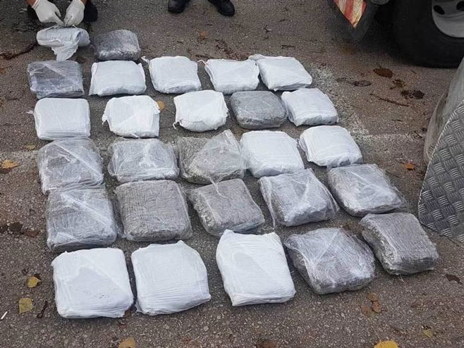 SIPA zaplijenila 100 kilograma droge na području Trebinja - Foto: klix.ba