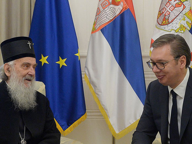Vučić sa patrijarhom srpskim Irinejom (foto: predsednik.rs) - 