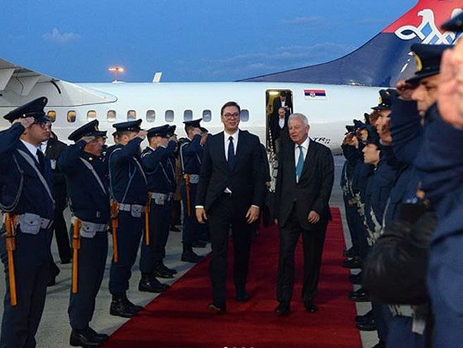 Vučić doputovao u Atinu (foto:instagram) - 