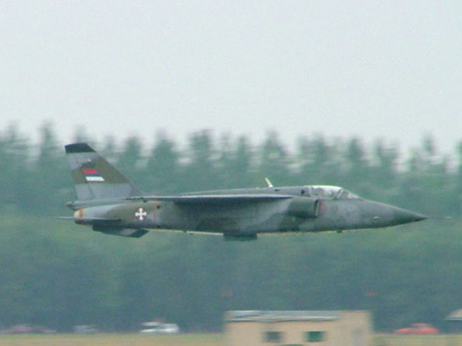 Srpski bombarder "Orao" (foto: CC BY-SA 4.0 / Picasa 2.7�/ Vikipedija/KGyST) - 