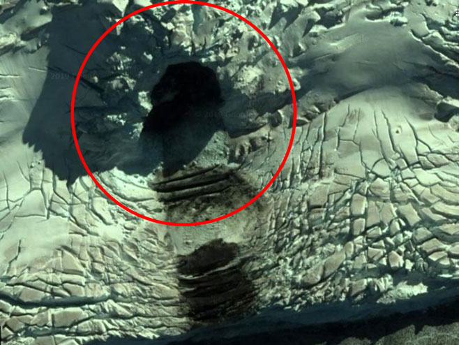 Misteriozna rupa na Antarktiku (foto: google.com/maps) - 