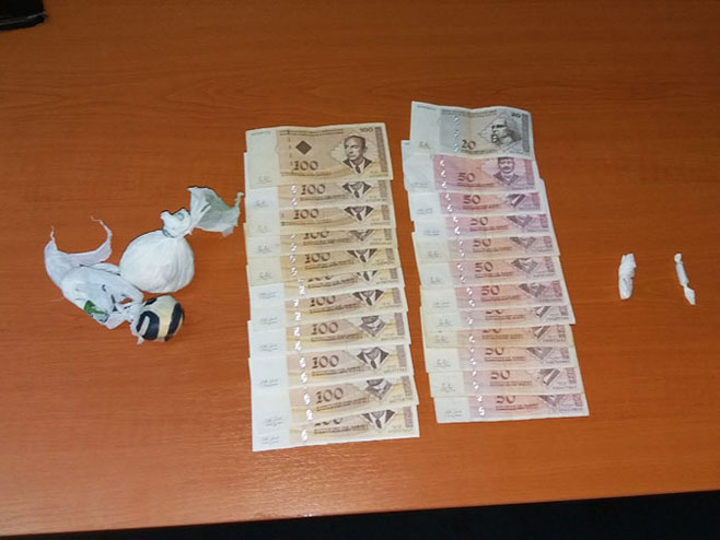 Zapljena novca i droge  u akcijama u Banjaluci i Doboju - Foto: RTRS