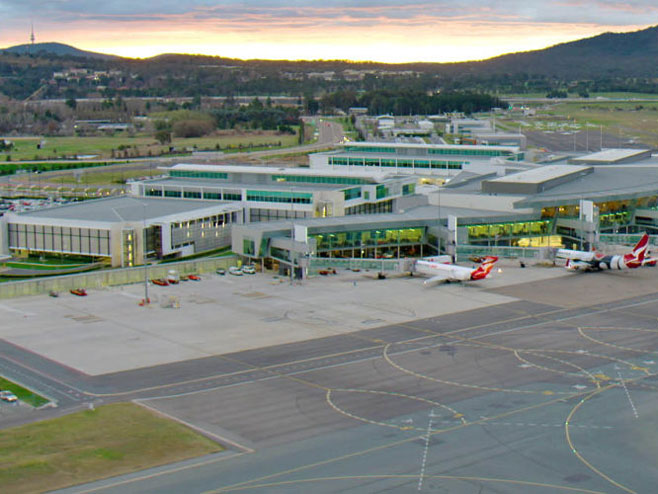 Aerodrom Kambera  (Foto:airlines-airports.com) - 