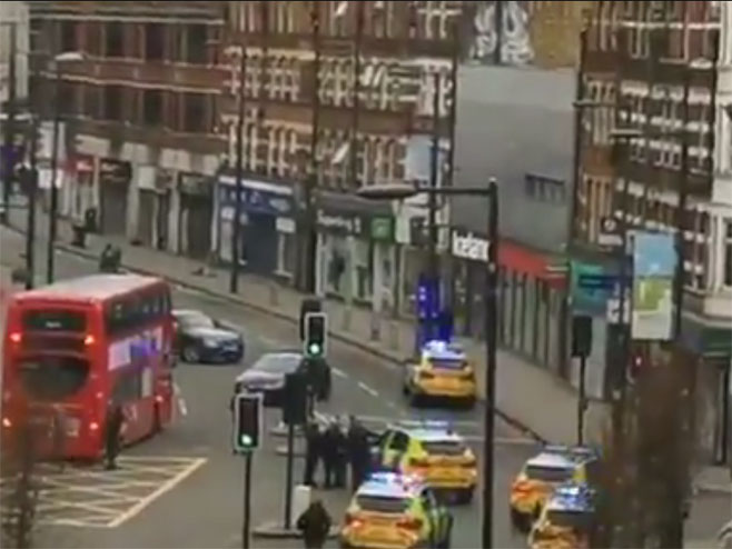 Teroristički napad u Londonu Teroristički napad u Londonu - Foto: Screenshot