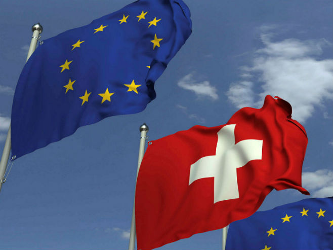 Švajcarska - EU - Foto: ilustracija