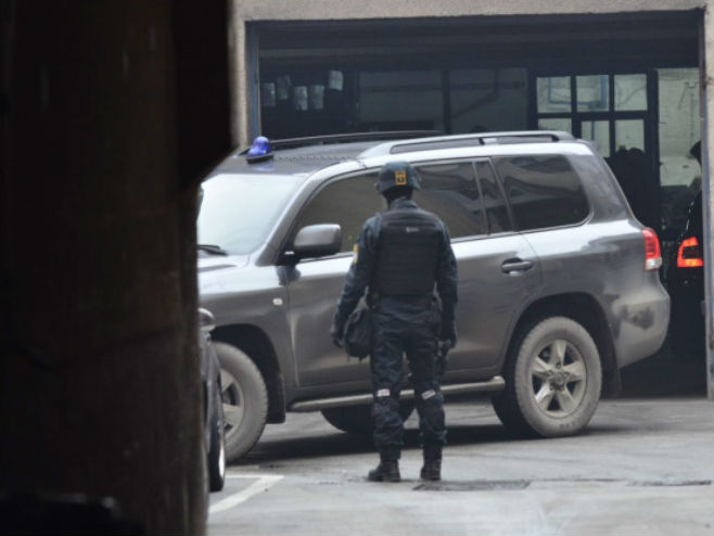 FUP: Zbog zloupotrebe položaja dva lica lišena slobode