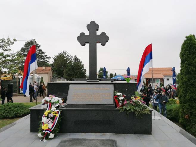 Obilježavanje zločina nad Srbima u Tuzlanskoj koloni - Foto: RTRS