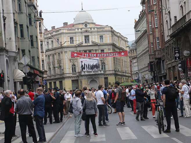 Anifašisti u Sarajevu (foto: Didier Torche / Oslobođenje) - 