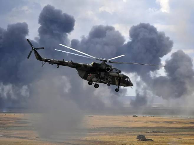 Helikopter Mi-8 (foto: Sputnik / Maksim Blinov) - 